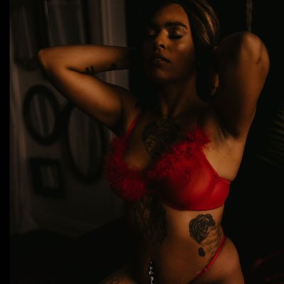 #NewProfilePic https://t.co/vKFyZfA4X7<a href="/tag/newprofilepic"class="tags">#NewProfilePic</a>