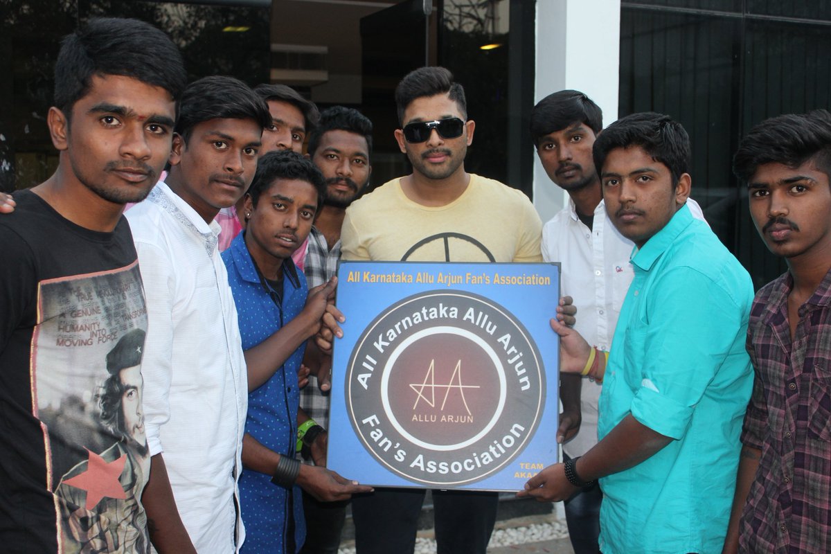 AAFAKarnataka's tweet photo. It's Been 6 Years Since Team Launched by @alluarjun garu ♥️

Here's 6 Years AKAAFA CDP ♥️

#6YearsOfAKAAFA @alluarjun https://t.co/czCjJGpgH6