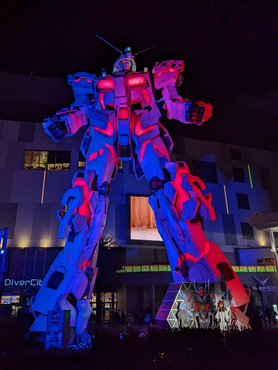uhouhoshogun's tweet photo. 本日のお台場ユニコーン
今夜はお台場にお泊りです https://t.co/zHBcwJcPal