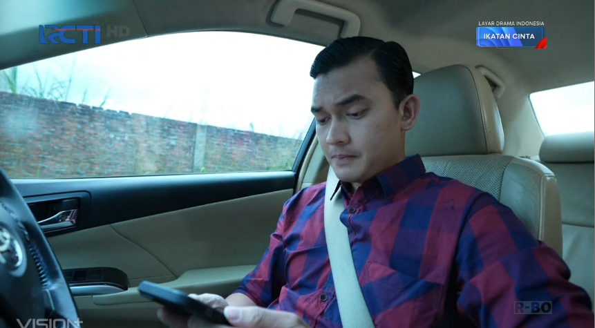 ceritalily_'s tweet image. rendy mnt tlg riza untuk selidiki supir truck yang menabrak mobil abimana.
hati2 aja ya... ada sy yg nunggu pak riza pulang.
#IkatanCintaEp1000 #1000episodeIkatanCinta