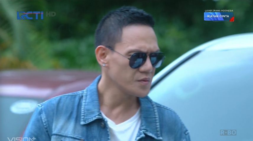 ceritalily_'s tweet image. rendy mnt tlg riza untuk selidiki supir truck yang menabrak mobil abimana.
hati2 aja ya... ada sy yg nunggu pak riza pulang.
#IkatanCintaEp1000 #1000episodeIkatanCinta