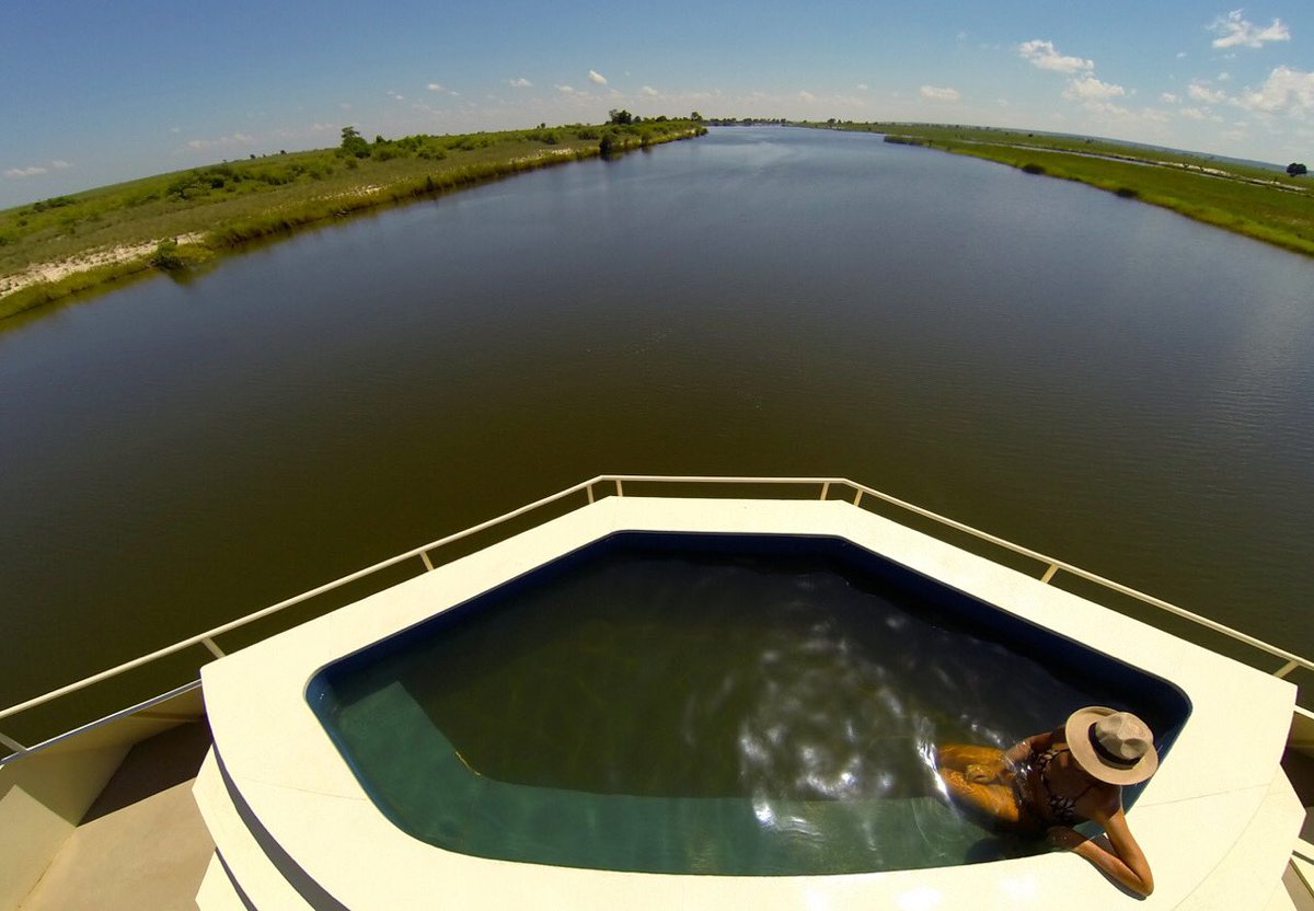 ZQCollection's tweet image. Looking to cool off after a day on the river? Boy, do we have the perfect spot for you. Relax in style in the Zambezi Queen’s plunge pool while you watch the wildlife come to you.

#travel #choberiver #africa