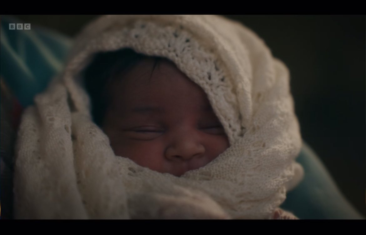 Wonderful to be a part of the <a href="/CallTheMidwife1/">Call the Midwife</a> Christmas special 🎄❤️ Well done everyone involved!