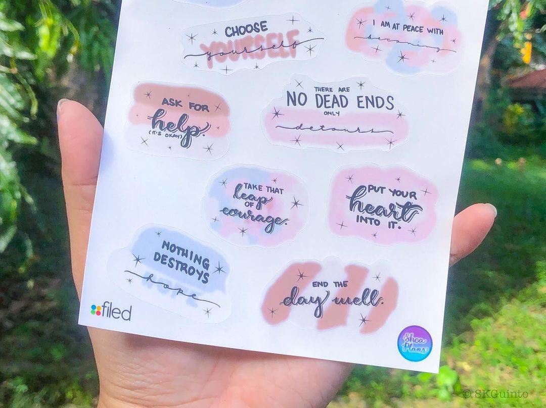 getFILED's tweet photo. 💭 Quotable quotes in a sticker sheet designed by our awesome innovator, Shea. ✍🏻 This freebie comes with every #GoGetGOAL Planner! 📔 #FiledPlanner2023 is available on Shopee, Lazada, and the website at https://t.co/FccDtkXyVq 🛒

#planner #plannerph #2023planner https://t.co/MSOiEGGERM