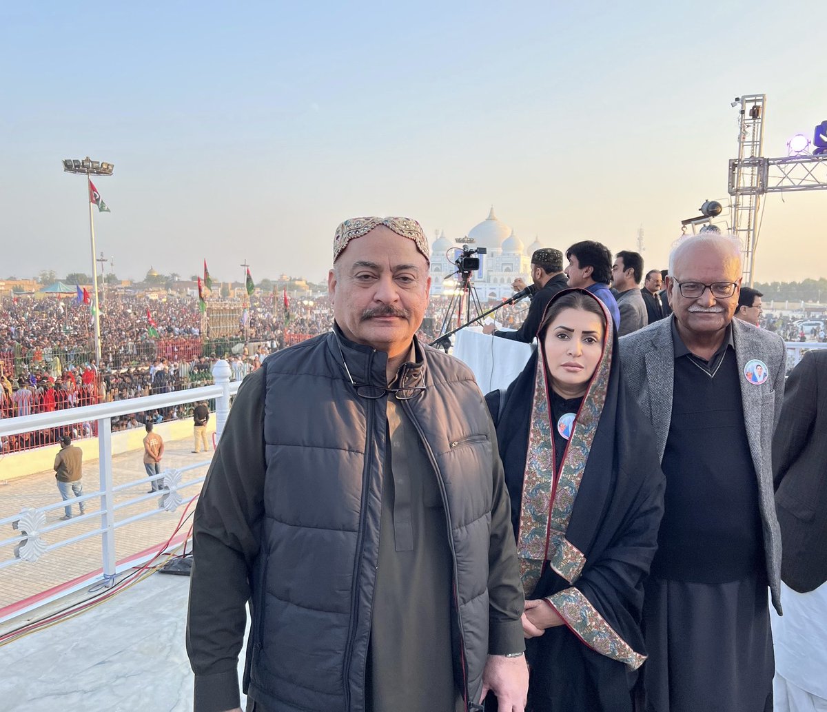 ShaziaAttaMarri's tweet photo. #SalaamBenazirBhutto https://t.co/u6uRm1Yk63