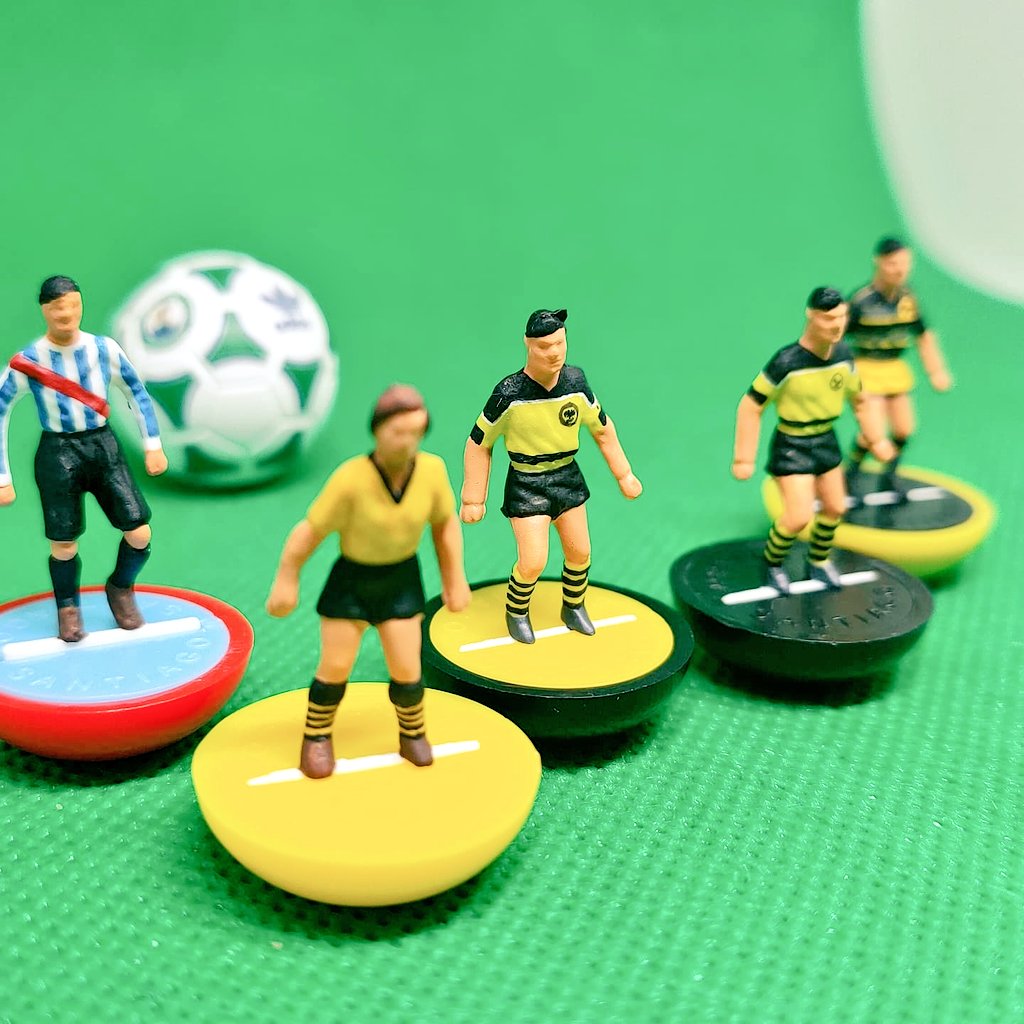 Westwood_TS's tweet photo. Borussia Dortmund from our unfortunately defunct #WTSClub
Which is your top pick for kit here? Personally love the blue and white with the sash but surely it's the luminous 1990s kit isn't it? @BVB @BlackYellow @BundesligaBoxes @Bundesliga_EN https://t.co/FRNynYjbcH