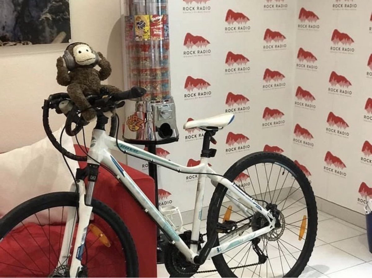 Friend of mine had her (locked up) bicycle stolen outside of St Bernard’s Hospital Gibraltar yesterday. Please help keep an eye out for it. It’s not just a #bicycle It’s her way of getting to places <a href="/michrouge/">Michelle Rugeroni</a> #Gibraltar #stolen <a href="/LUB_bicituits/">LUB</a> <a href="/RGPolice/">Royal Gibraltar Police</a>