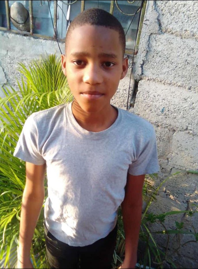 wilkindelacruz's tweet photo. Está desaparecido Orbel Miguel Taveras (alias Víctor), de 13 años, es un niño especial, vive en el barrio Mil Flores de los Tres Brazos. Favor si lo ven comunicarse al # 829-661-5227. @SIN24Horas https://t.co/nu7vTy0Udk