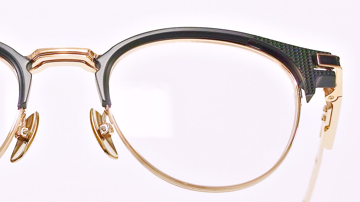 9999byhayashi's tweet photo. 【999.9新作”HIGH-END S-01T Hシリーズ”】 
#フォーナインズ #眼鏡 #メガネ #新作 #ハイエンド #S01TH #S02TH
MORE INFO↓
https://t.co/0staDTuoTg
#山口県 #防府市 #ハヤシメガネ #フォーナインズ専門店 常時1000本以上在庫！
ただ今新作入荷中！＆2スタイルポーチプレゼント中！ https://t.co/iOCPwSanlw
