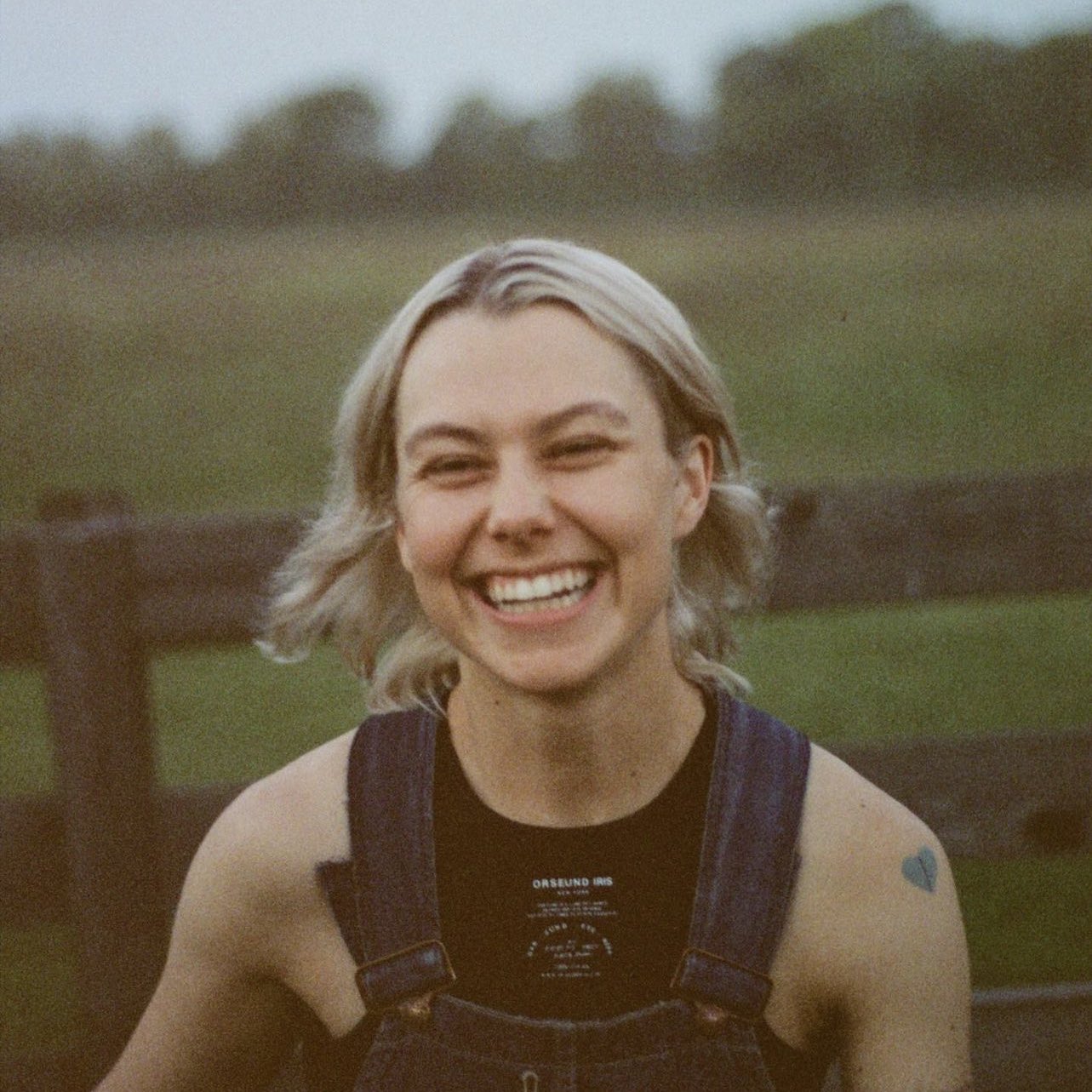 gigi ☆ on Twitter "phoebe bridgers shot by paul mescal