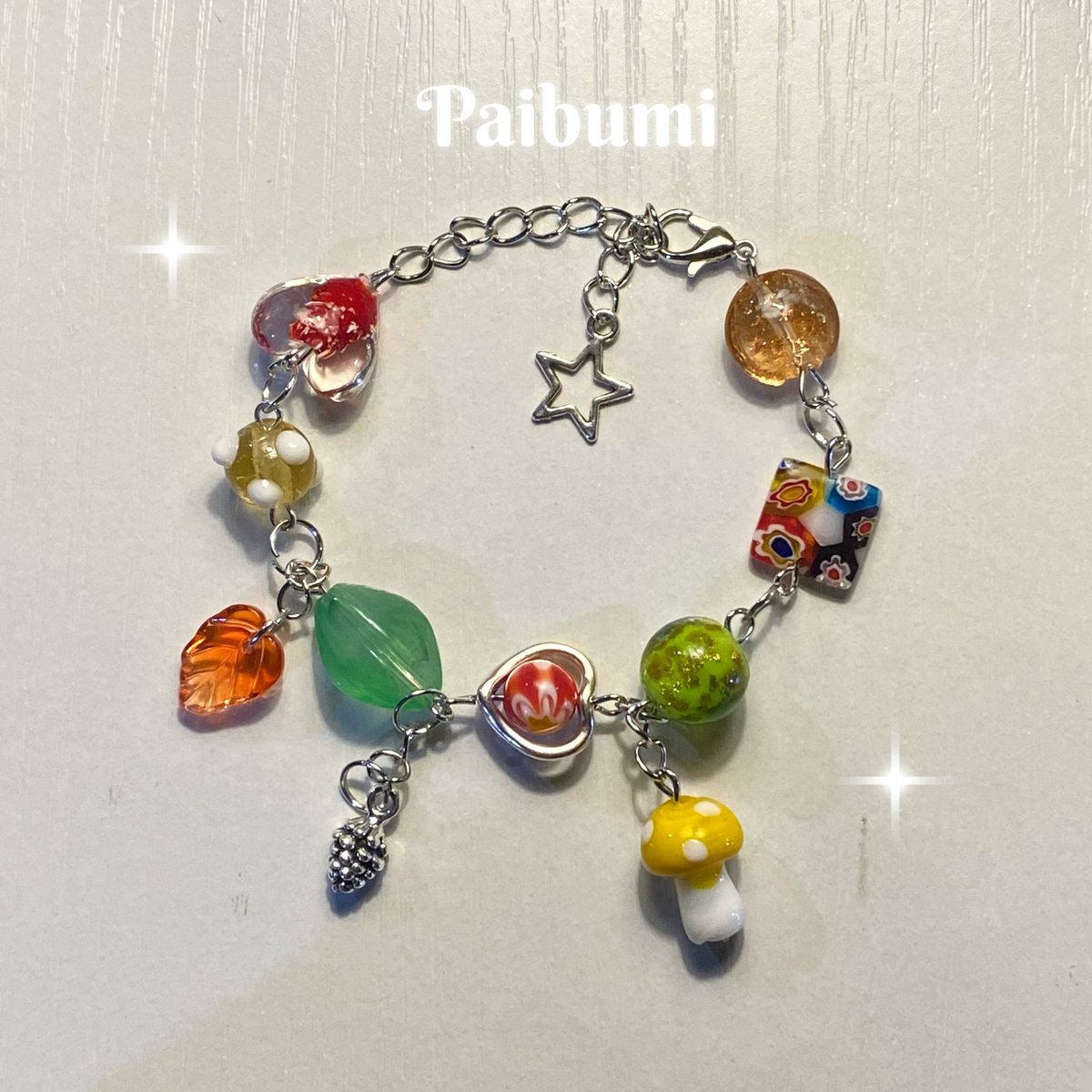 Bracelet ! 🍁🌳
price 170 baht — dm for get your order 

#สร้อยลูกปัด #สร้อยข้อมือ #y2kthailand #สร้อยคอ #ส่งต่อเสื้อผ้า #กําไลลูกปัด #กําไลข้อมือ #กำไล #bracelet #Y2K #สร้อยคอลูกปัด #ส่งต่อเสื้อผ้ามือ2