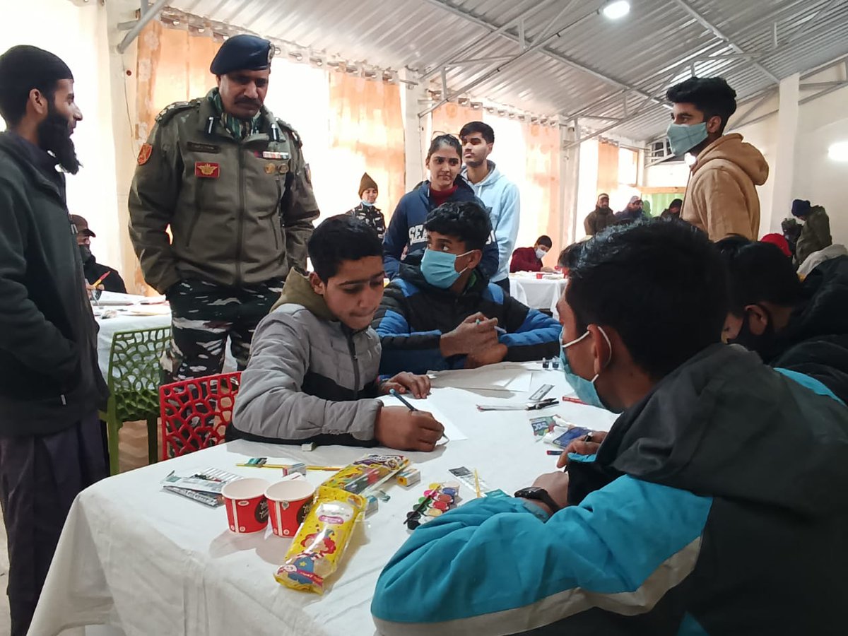 73Bn Srinagar CRPF (@73bncrpf) on Twitter photo 73 Bn CRPF Srinagar organised "Jashan-e-Chillai Kalan" wherein youth joined in Singing,Painting and drawing competition in presence of Locals, teachers and Jawans of CRPF. Winners were awarded with prizes. Sh HS Gurjar Comdt addressed the participants.
,<a href="/crpf_srinagar/">Srinagar Sector CRPF 🇮🇳</a> <a href="/crpfindia/">🇮🇳CRPF🇮🇳</a> 73 Bn CRPF Srinagar organised "Jashan-e-Chillai Kalan" wherein youth joined in Singing,Painting and drawing competition in presence of Locals, teachers and Jawans of CRPF. Winners were awarded with prizes. Sh HS Gurjar Comdt addressed the participants.
,<a href="/crpf_srinagar/">Srinagar Sector CRPF 🇮🇳</a> <a href="/crpfindia/">🇮🇳CRPF🇮🇳</a>