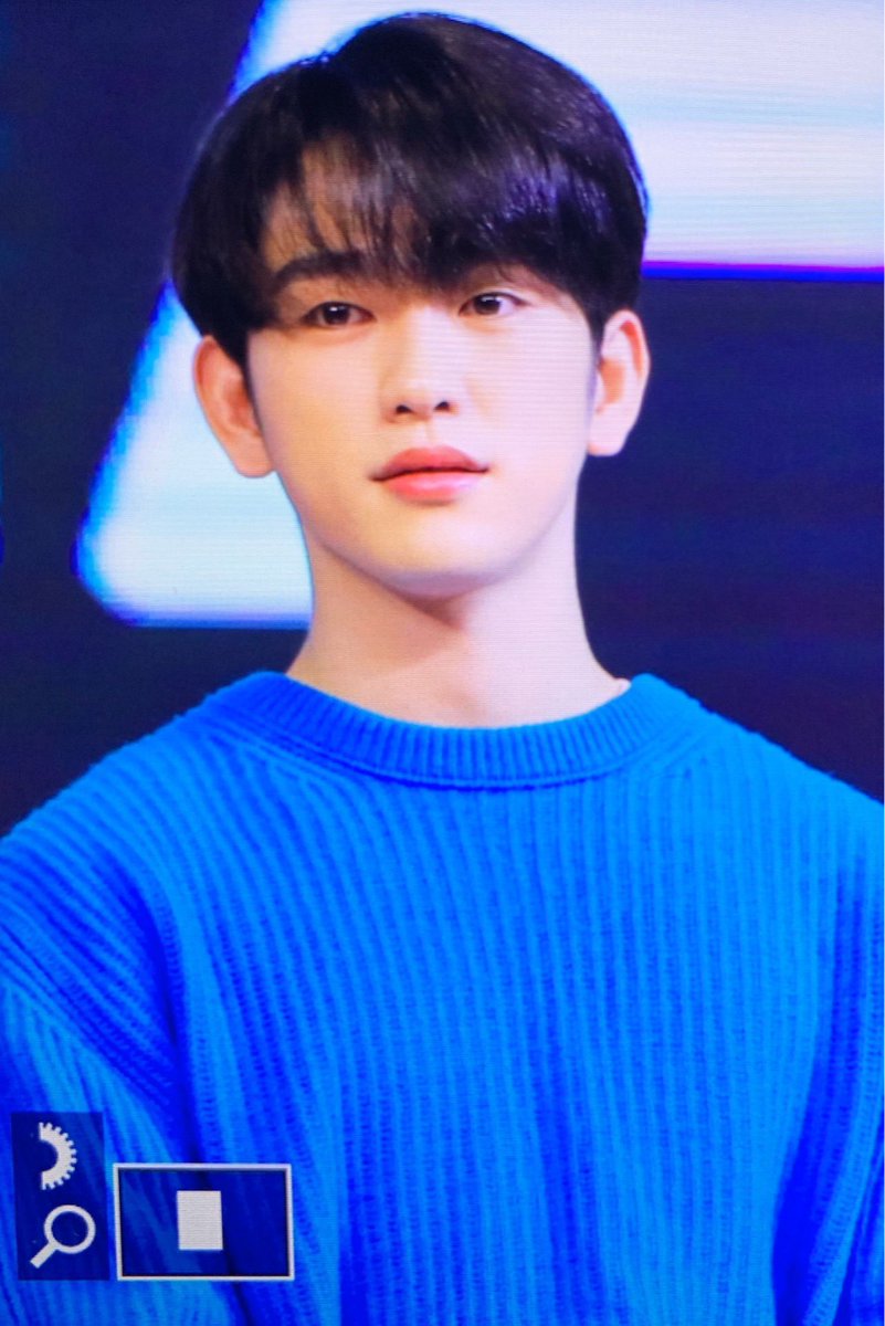 daily park jinyoung (@daily_pjy) on Twitter photo 