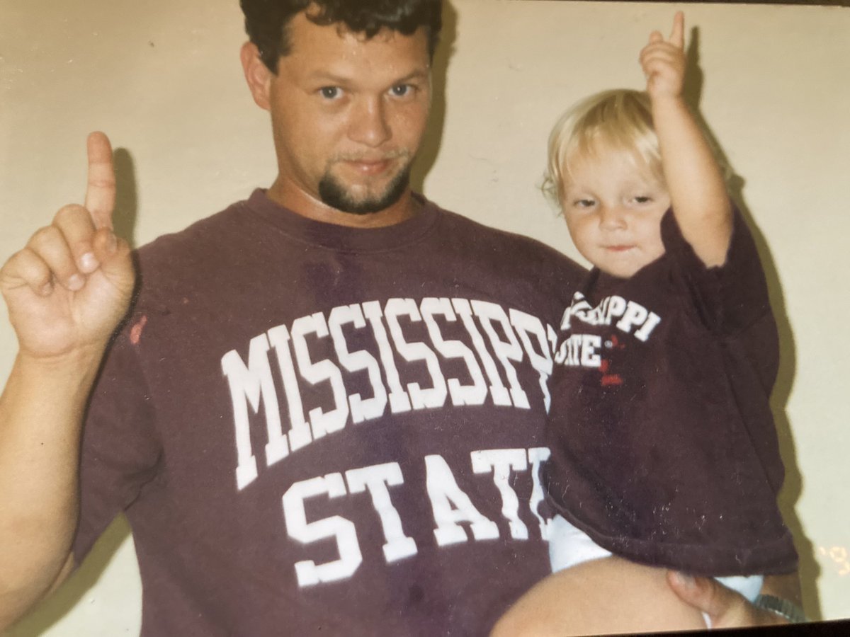 BlantonLantz's tweet photo. Happy 21st Gatlin! Love you. https://t.co/iSJXJe7CPW