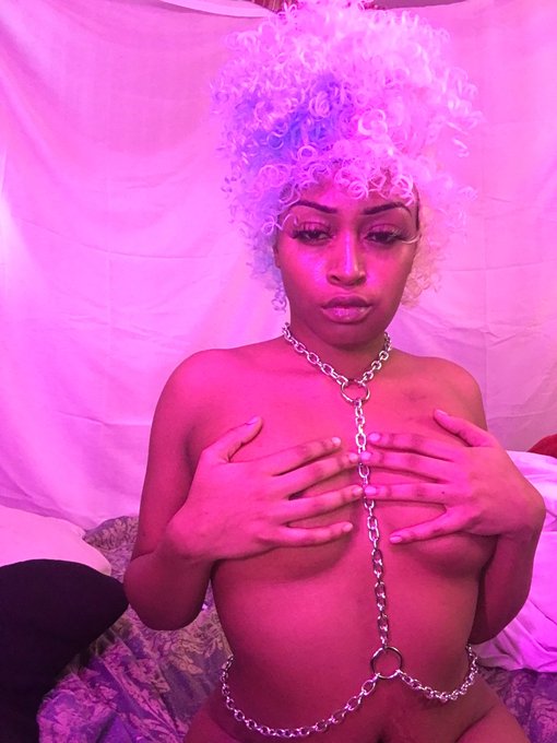 Sit.Down.Ayana’s pics and videos