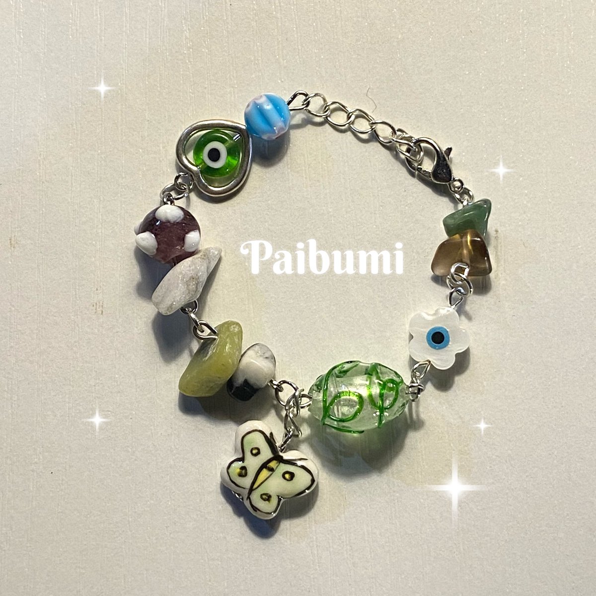 Bracelet ! 🥬
price 160 baht — dm for get your order 

#สร้อยลูกปัด #สร้อยข้อมือ #y2kthailand #สร้อยคอ #ส่งต่อเสื้อผ้า #กําไลลูกปัด #กําไลข้อมือ #กำไล #bracelet #Y2K #สร้อยคอลูกปัด #ส่งต่อเสื้อผ้ามือสอง