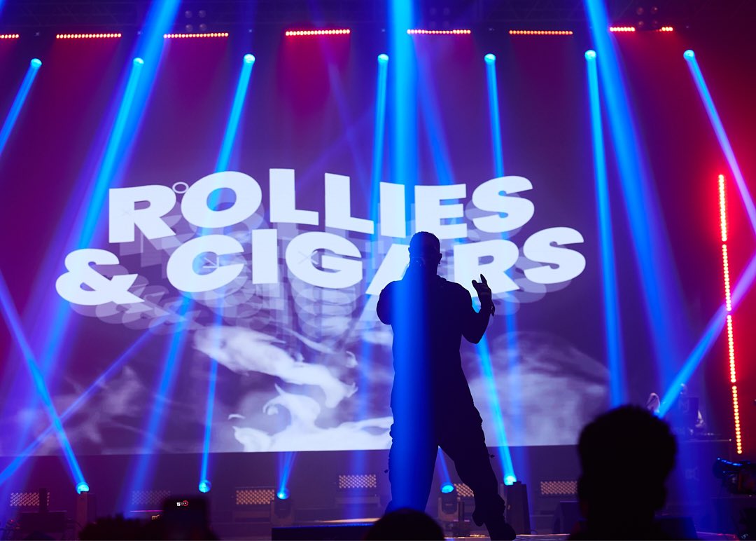 SarkcessVision's tweet photo. Rollies &amp; Cigars Performance 🤩🤩🤩🤩🤩🤩🤩 #RapperholicX  

📸📸 @rozz15now @15Now_Images @sarkodie https://t.co/HZ4e7mbq2T