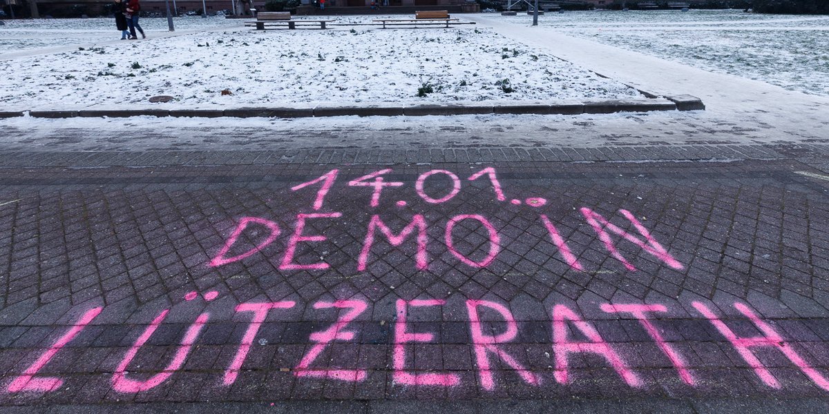 💥14.01.23 Großdemo in Lützi💥

Damit #LuetziBleibt ist es wichtig, dass wir viele sind❗️

Ihr kommt von weiter her und fragt euch wie ihr günstig nach Lützerath kommt?

Hier eine Anleitung wie es super günstig mit der Bahn geht, wenn ihr früh dran seid⬇️

Pls RT💛

Ein 🧵(1/9)