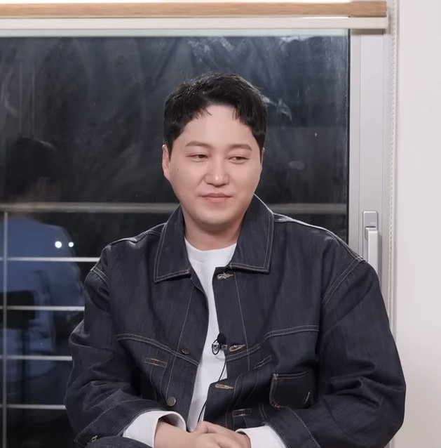 clover1530's tweet photo. 오랜만이지만 눈가 주름마저 설레는 걸 보면 저는... 그냥 망했다 싶어요 https://t.co/LG5UFE1hwi