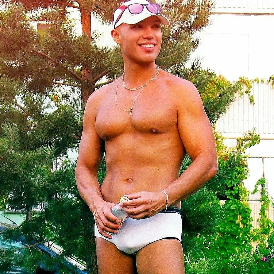 SergeyBibik4's tweet photo. Those who think they don't have time for exercise will sooner or later have to waste time getting sick. #EdwardStanle #workout #Training #active #sports #sport #diet #gymlife #gymmotivation #gymboy #gymgear #handsome #hunk #malebody #maleboy #male #boy #sexy #hot #boys #men #man https://t.co/Lb5uUAC6bw