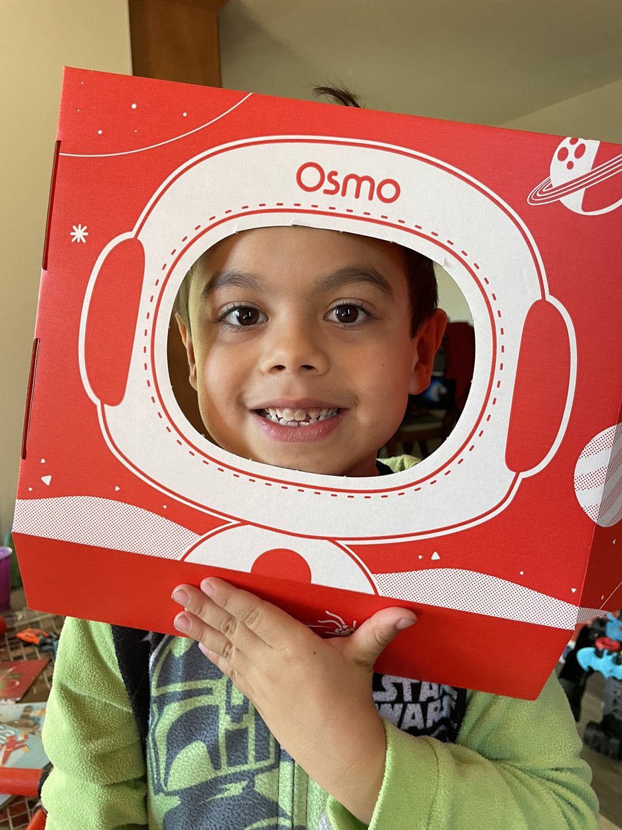 Christine Cloud tweet media