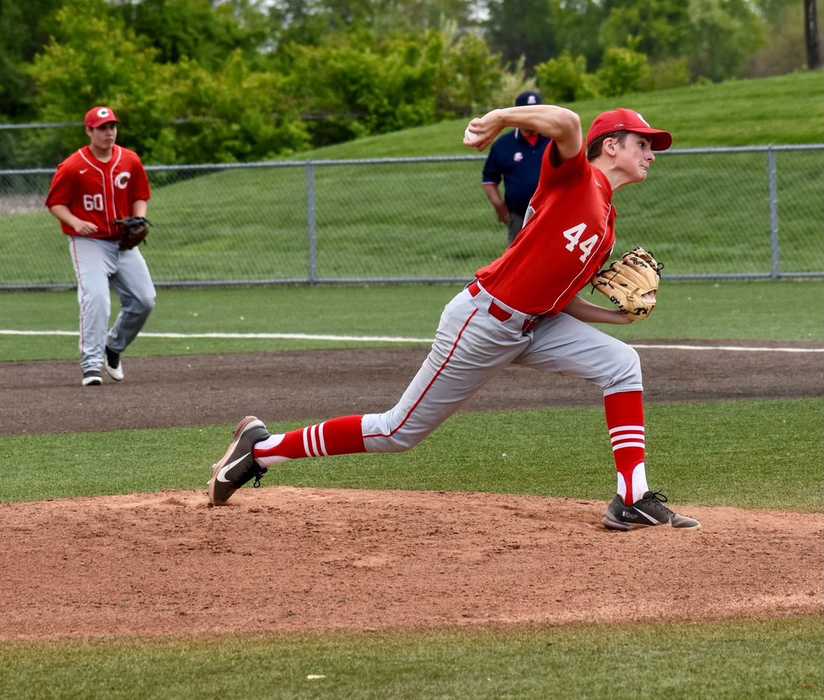 DerekTefft's tweet photo. Happy 18th Birthday to @GrantTefft.  The future is bright for you! https://t.co/Wa0sC4qcIn