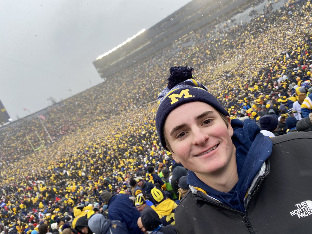 DerekTefft's tweet photo. Happy 18th Birthday to @GrantTefft.  The future is bright for you! https://t.co/Wa0sC4qcIn