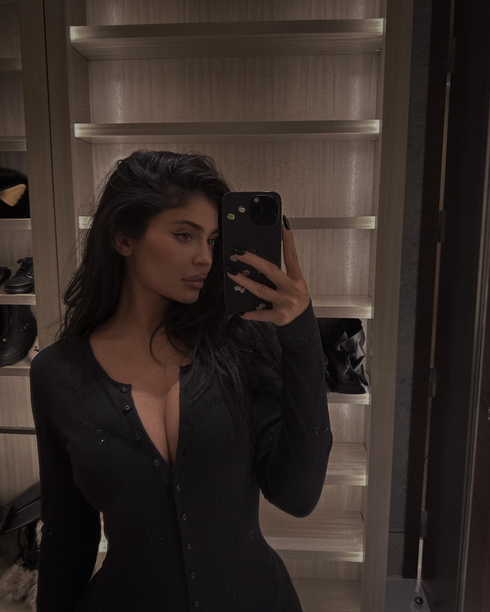 kyla tweet media