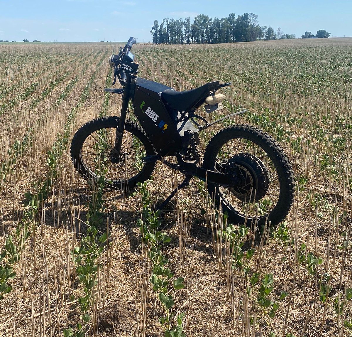 e_bike_uy_'s tweet photo. Terminá el año sobre ruedas! Recibí el 2023 con el cambio que le hace falta a tu vida! Pasate a la #movilidadelectrica ⚡️ 🌱 #movilidadsostenible https://t.co/wH6SHcVwGR