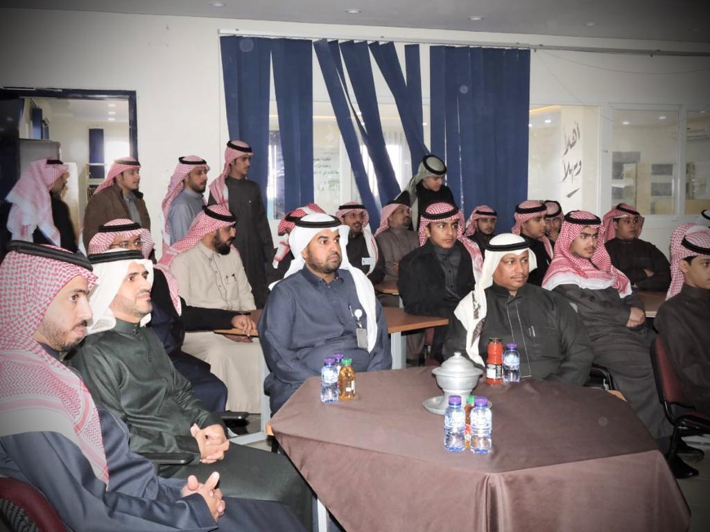 MOE_HHL's tweet photo. ضمن برامج النشاط الاجتماعي بإدارة النشاط الطلابي بـ #تعليم_حائل⁩ نفذت ثانوية الأمير سعود بن عبدالمحسن برنامج القهوة السعودية بحضور المساعد للشؤون التعليمية. https://t.co/dIX2wS1wAc