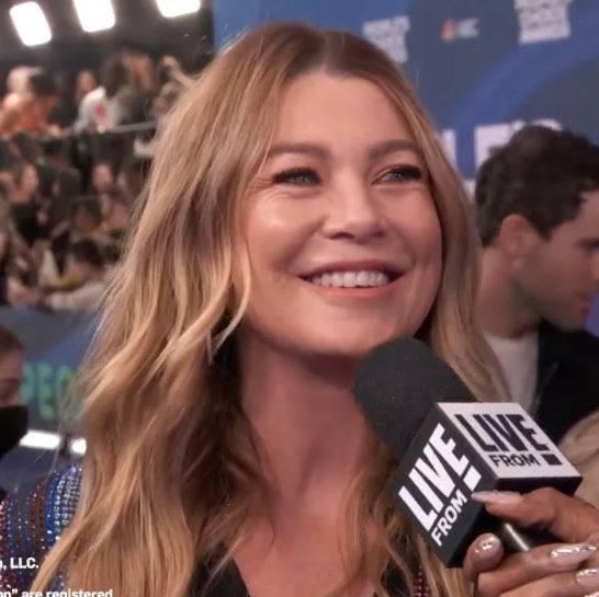 ellenpcomfort's tweet photo. I will always choose you ellen Pompeo https://t.co/9FQqbTDfvU