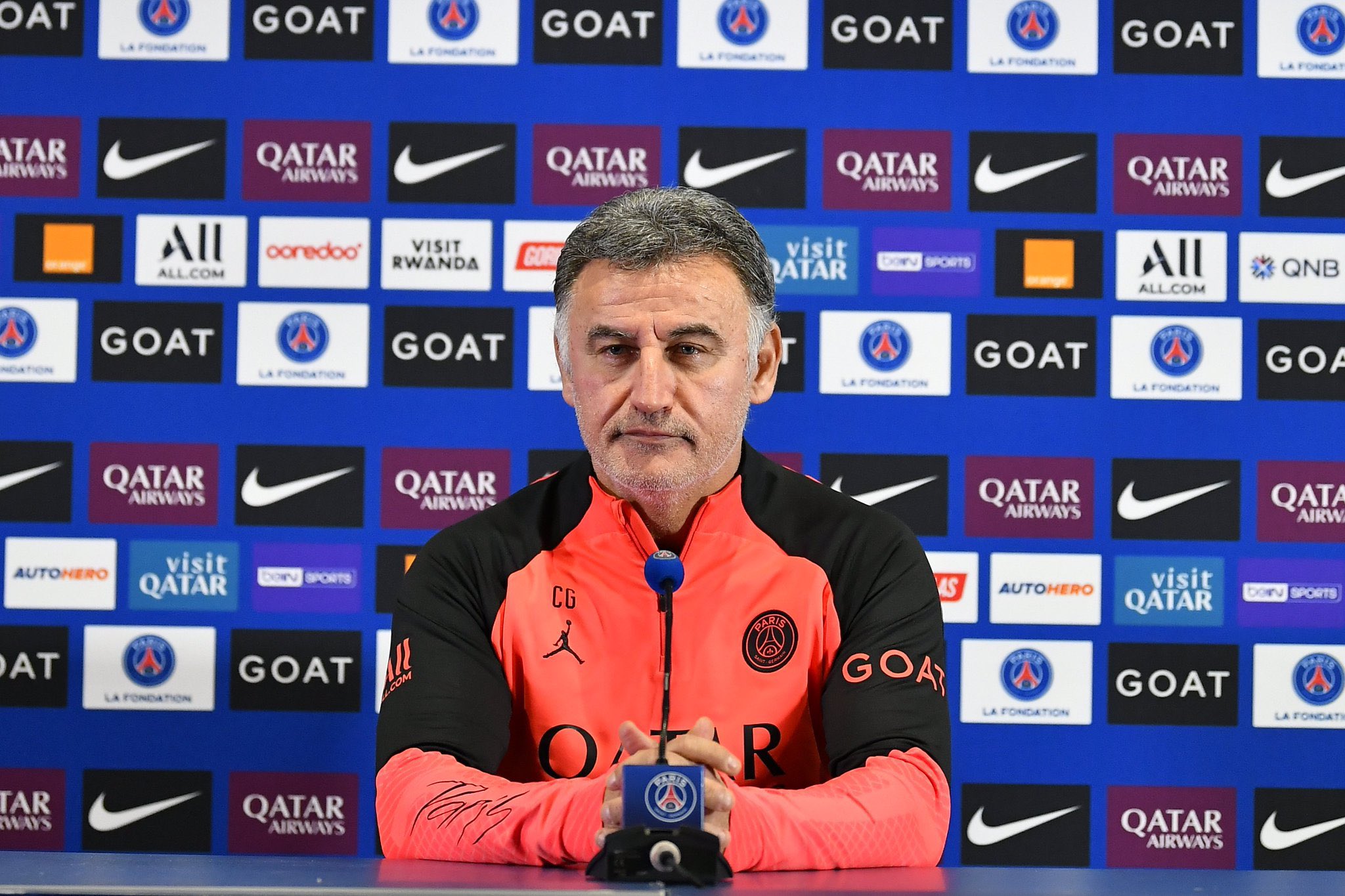 Paris Saint-Germain on Twitter: "🎙 Christophe Galtier: "Leo Messi volverá  a Paris a principios de enero" 🔜🐐 #PSGRCSA | #PSGLive  https://t.co/Mz4774JRZz" / Twitter
