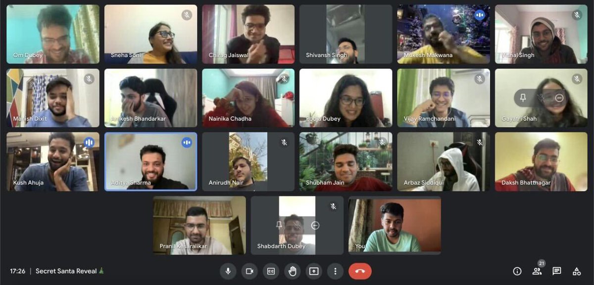 11Shivansh's tweet photo. Merry Christmas from team @turnip_live 🎄🎅🏻🧑‍🎄 https://t.co/BSVA6Xc3PV