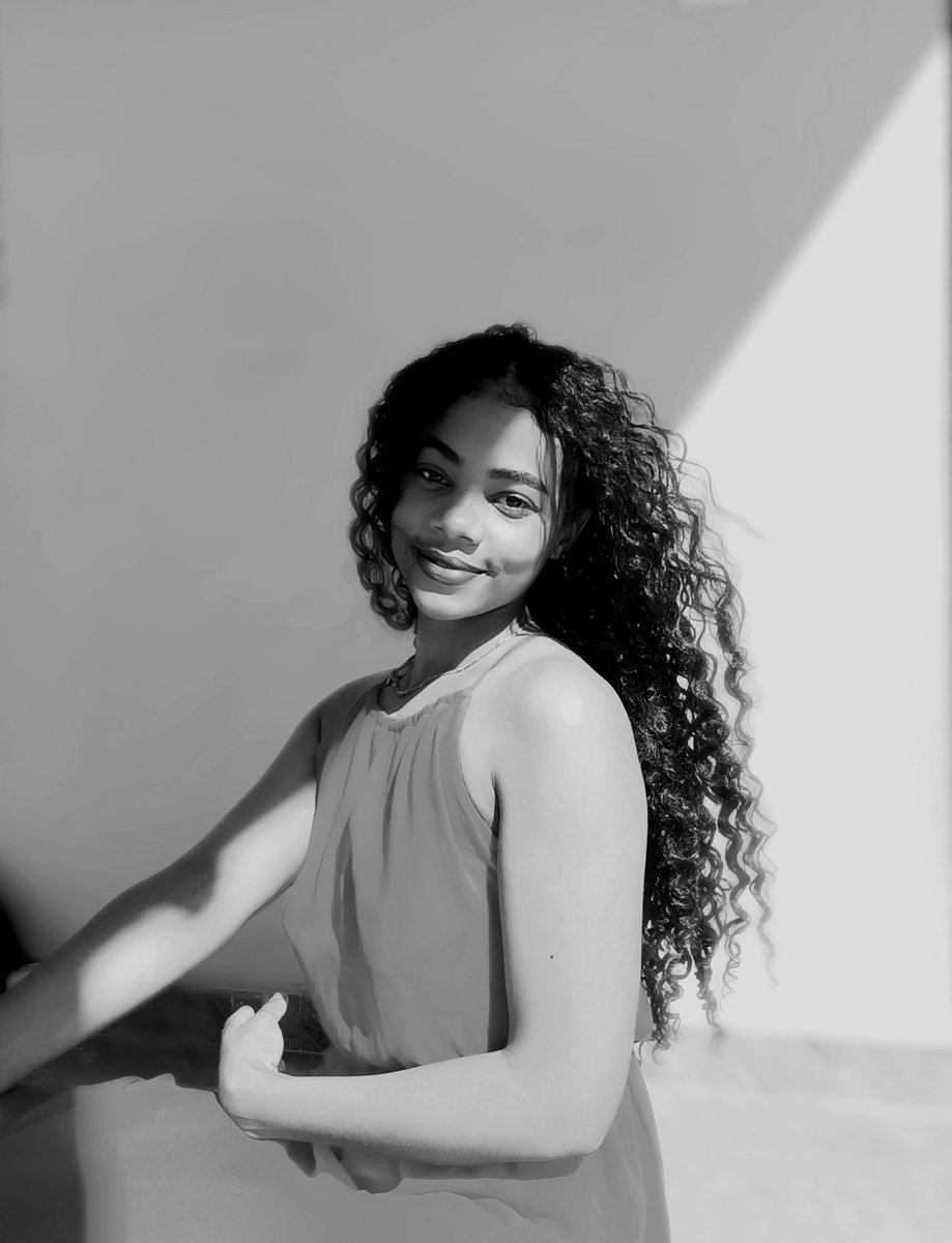 Dasaani_'s tweet image. Ya son 26 años jodiendo la paciencia ,🎂🥰 #happiestbday #2me