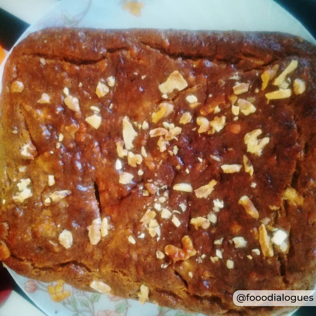 foodialogues's tweet photo. Fruits taking its blissful soak in a flavourful mixture before it can be baked into a rich eggless fruit cake.
Waiting to start...
A delicious eggless banana walnut #cake, a quick bake #recipe available on https://t.co/FEX5VMGtEx kick-started the baking spree.😃 https://t.co/i9abc4ACRx