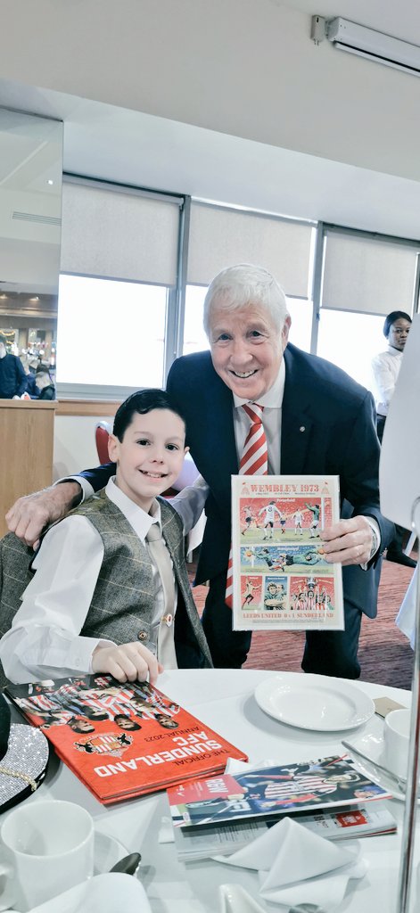 Georgesparents's tweet photo. @SunderlandAFC ๐๐ข๐ฌ๐ญ๐๐ง ๐ญ๐จ ๐ญ๐ก๐ ๐๐๐ ๐๐จ๐๐ซ. ๐๐ง๐๐๐ฅ๐ข๐๐ฏ๐๐๐ฅ๐ ๐๐จ๐ฑ๐ข๐ง๐ ๐๐๐ฒ.
๐ ๐๐๐ฒ ๐'๐ฅ๐ฅ ๐ง๐๐ฏ๐๐ซ ๐๐จ๐ซ๐ ๐๐ญ!
๐๐๐ฌ๐ญ ๐๐ฅ๐ฎ๐ ๐ข๐ง ๐ญ๐ก๐ ๐ฅ๐๐ง๐!
#jimmyMontgomery #73squad #doublesave #sunderlandafcwin #nikeairforce1 #SOL https://t.co/w0Ke163IA2