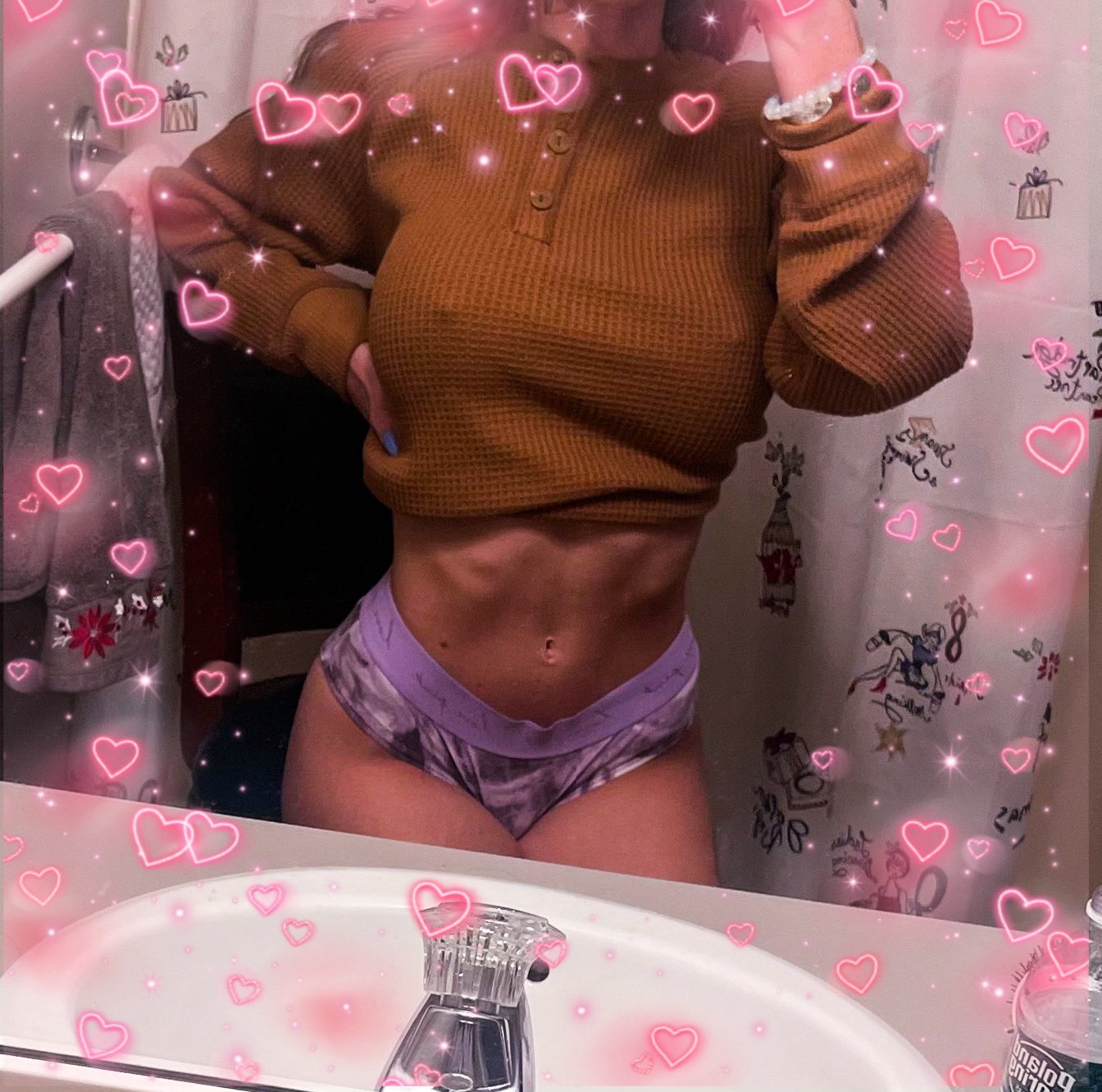 1 pic. good morningggg☺️💖 which pic would you rather get as a good morning text?? 😋 #onlyfans #onlyfansbabe #nsfwtwt https://t.co/8VH74kvHA9 https://t.co/Sl2V7P4E74
