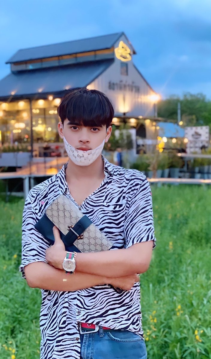 PattaniThak's tweet photo. กลางคืนมันเหงา อยากโดนกอดจัง❤️ #นัดเจอปัตตานี  #ปัตตานีนัดเจอ https://t.co/OJF6FXADiv