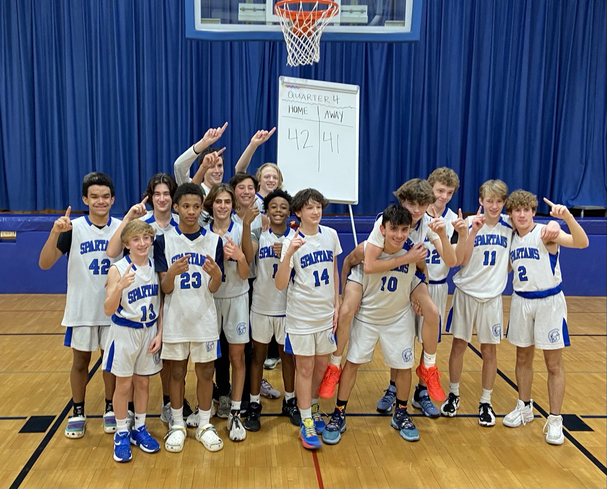 Congrats to the <a href="/glencrestms/">Glen Crest MS</a> 8th-grade boys basketball team. They earned a tie for the DuPage Metro Valley Association Conference regular-season title in dramatic fashion, beating Herrick on a last-second shot!
Read more and watch the final shot: bit.ly/3WMmsgR