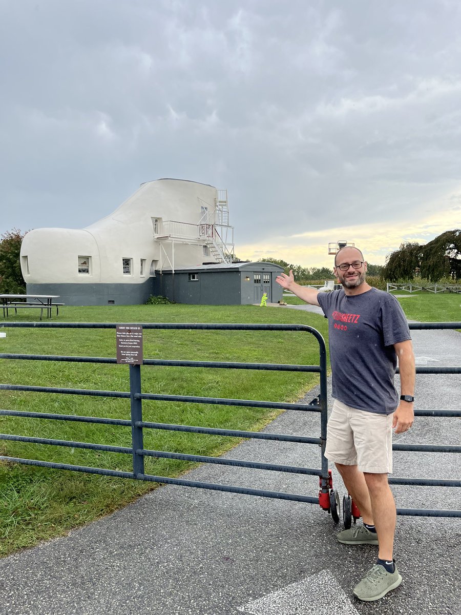 JoeCaramagna's tweet photo. #In2022 I took my middle on a multi-state road trip and saw some cool (and strange) things https://t.co/1c8ZGuzGWy