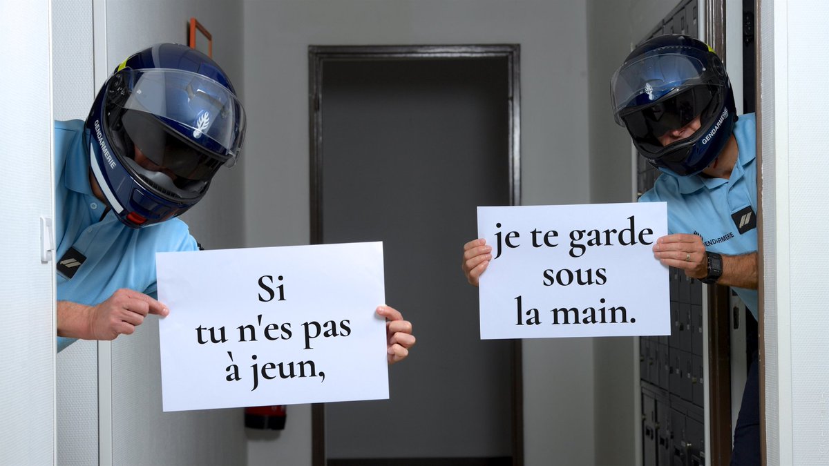 Voici, notre slogan de la Saint Sylvestre, validé par le major.😉 
"Si tu n'es pas à jeun, je te garde sous la main."

Et vous, quel est le vôtre ?

#BonneAnnee #SaintSylvestre #RoutePlusSure