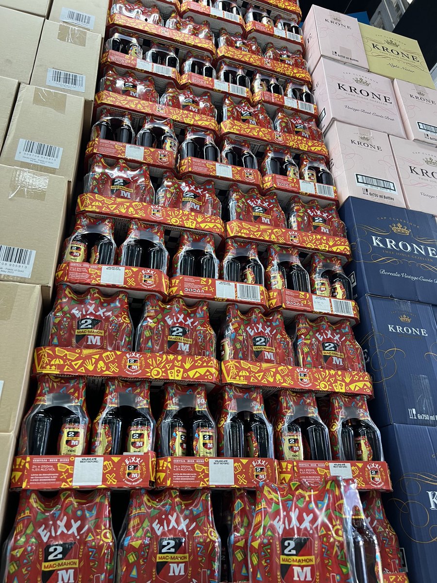 liquorcityclare's tweet photo. Just arrived from Mozambique 2M beer ⁦@ezra_benjamin⁩ ⁦@gouve6⁩ ⁦@HectorMcBeth⁩ ⁦@liquorcity⁩ ⁦@2Mbeer⁩ https://t.co/52QXszw63h