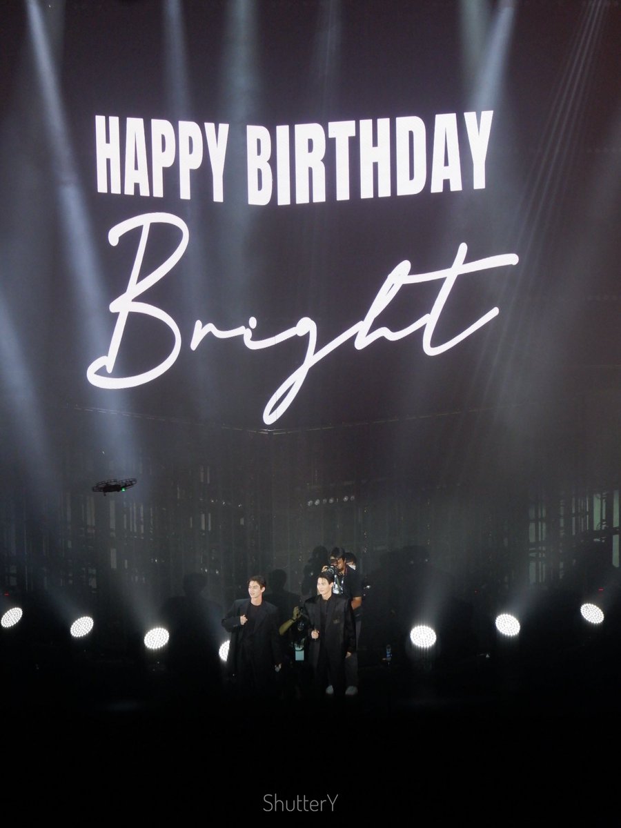 ByShutter's tweet photo. Happy Birthday นะคะน้องไบร์ท 
ขอให้สุขภาพแข็งแรง พักผ่อนเยอะๆ 
มีรอยยิ้มในทุกๆวัน ได้เติมเต็มความฝันและมีความสุขกับชีวิตนะคะ 🤍

#25thBrightDay 
#bbrightvc https://t.co/A4WfxUO8yw