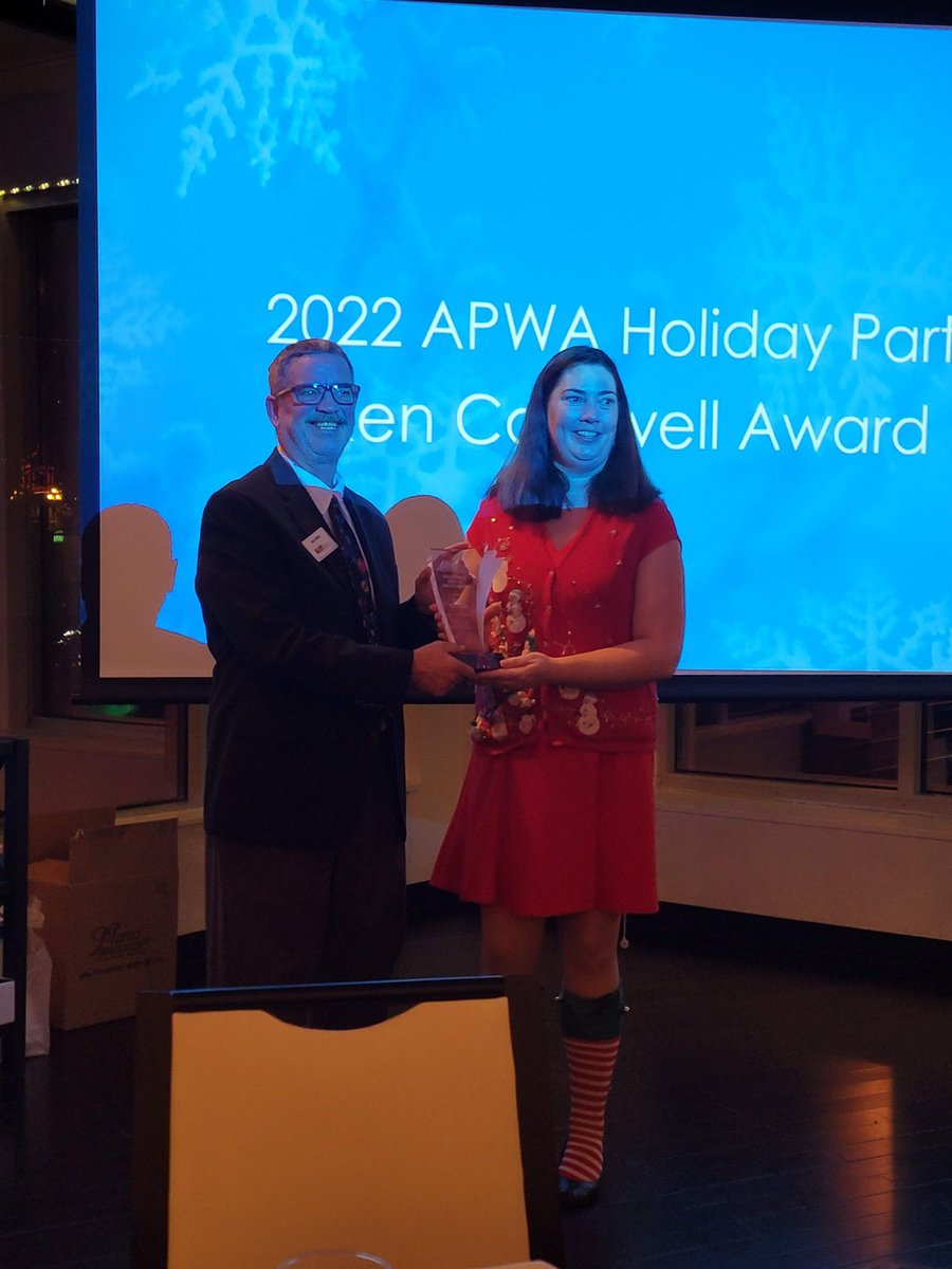 TranSystems's tweet photo. #TranSystems’ Bob Miller was recognized with the 2022 Ken Cardwell Heart of America Award from the APWA Kansas City Metro Chapter! Bob was accompanied by some of his fellow TranSystems KC colleagues at the holiday event this month.
Congratulations, Bob! https://t.co/OYMyoXe6tA