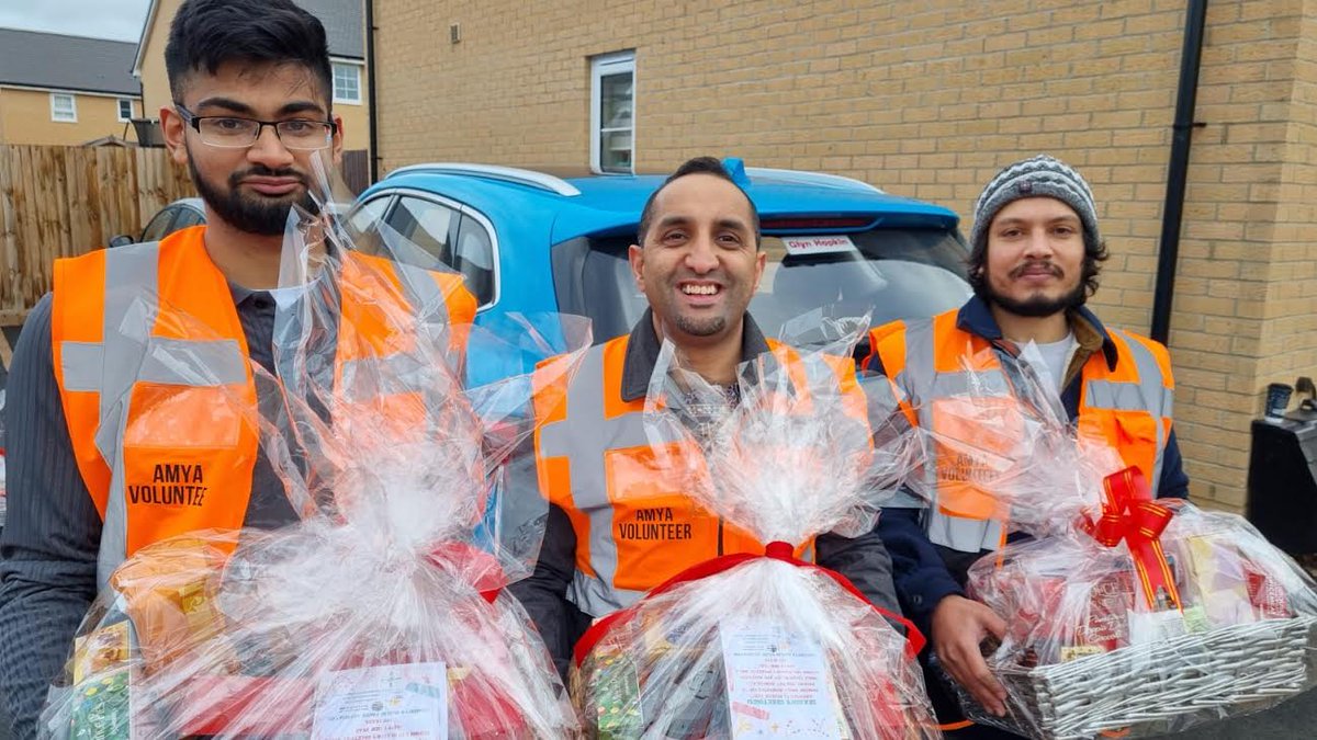 .<a href="/AMYA_MK/">AMYA Milton Keynes</a> spent Christmas Day delivering gift baskets to those alone or struggling in Milton Keynes:  bit.ly/3vj7umR ❤️
#miltonkeynes