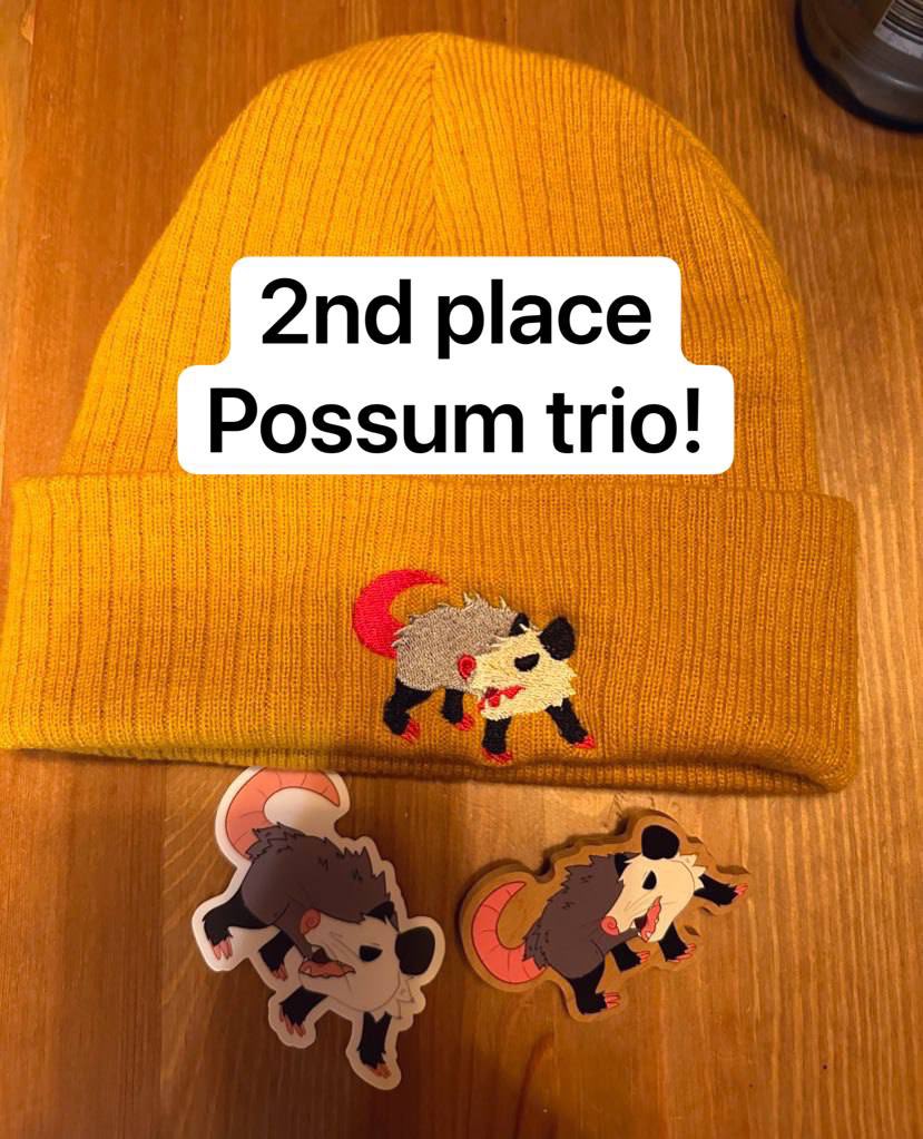 LakeMutt's tweet image. 🎒CUSTOM BACKPACK GIV/EA/WAY 🎒

1️⃣ WINNER RECEIVES 1️⃣ CUSTOM BACKPACK OF THEIR FURSONA 🦊 🐱 

2️⃣ND place wins possum trio ‼️

✨ RULES: ✨ 
- RT &amp;amp; Follow ‼️
- Comment ur ref &amp;amp; fav season ❄️ ‼️

Ends when I reach 6️⃣.5️⃣k foll/owers !! 🐶 

Tysm for all the supportive this yr!! 🫶