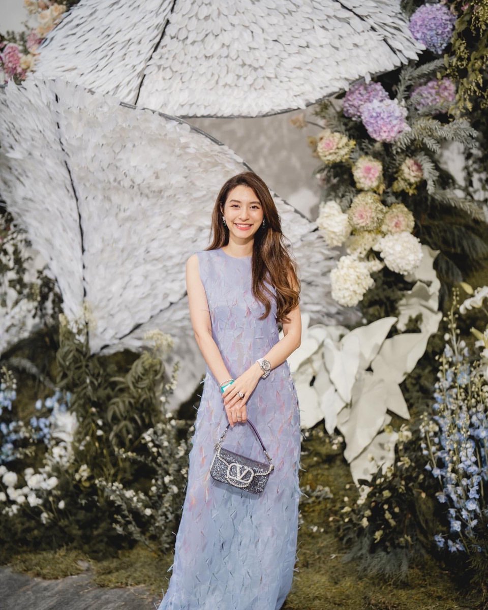 MewnitthafcO's tweet photo. ^^^ ขอลงรูปย้อนหลังงานแต่ง #patnote หน่อยค่า เพราะว่า!!! แม่
มิวนิษ ของเราสวยสดใสสุดสุดคร่าแฟน แฟน 🥰😘😍🫰 ^^^ [1/2]
:
Repost  Cr. @ MomPu🦀 📷 @jordwphoto 
 ... 🙏🏿🥰
:
#mewnittha 
#มิวนิษฐา 
#mewnitthafanclub_official
#มิวนิษฐาจิรยั่งยืน 
#teammew https://t.co/IWNNWoEohL
