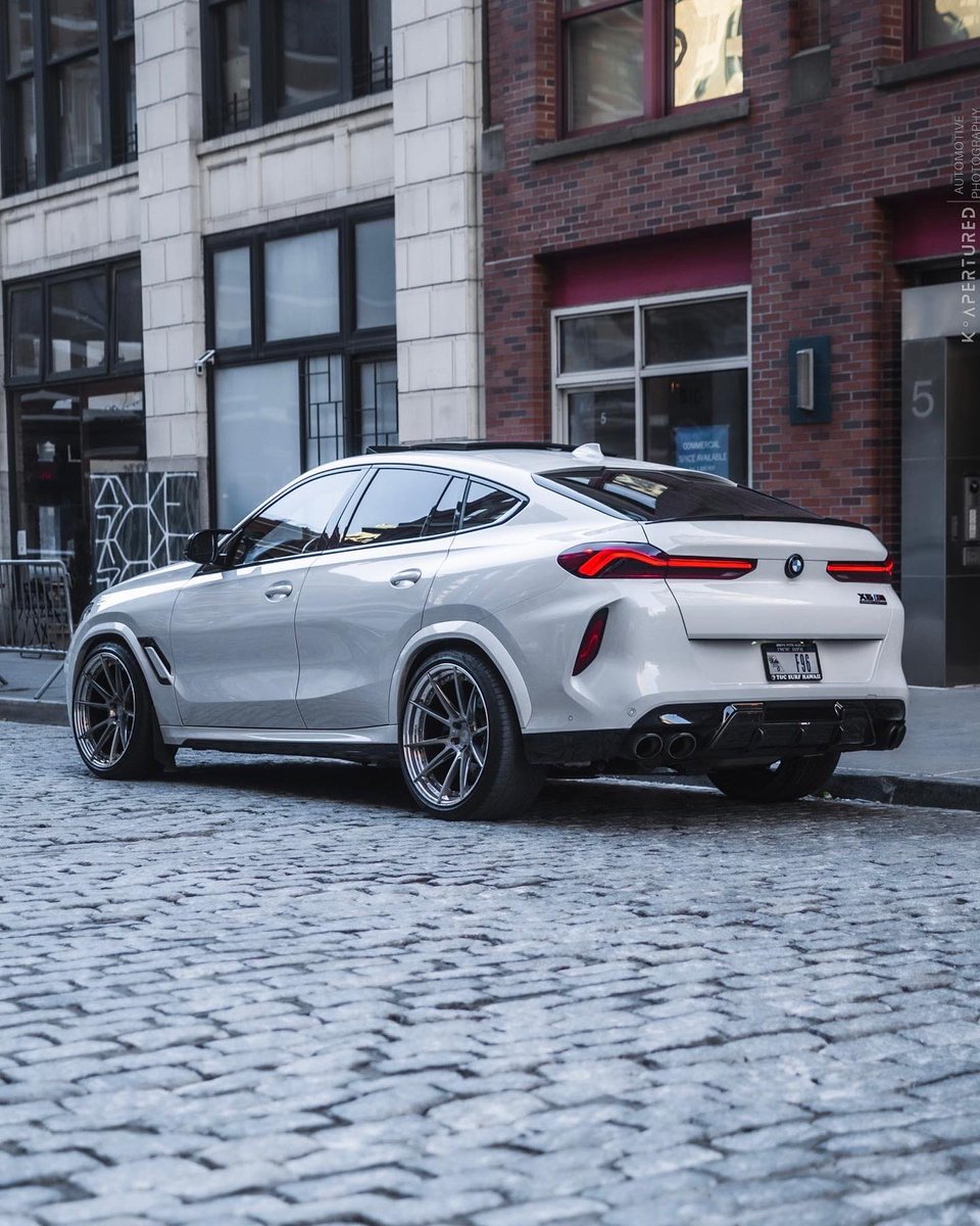 BCForgedNA's tweet photo. BMW X6M • HCA382S • Custom Gunmetal center by customer • Polished lip • Stainless hardware • Available 18"-23" diameter • Email:sales@bcforged-na.com • @edfour photos by @kapertured.ap • #bcforged #bcforgedna #bmw #x6m #bmwx6m #f96x6m https://t.co/BWTsgl7opN