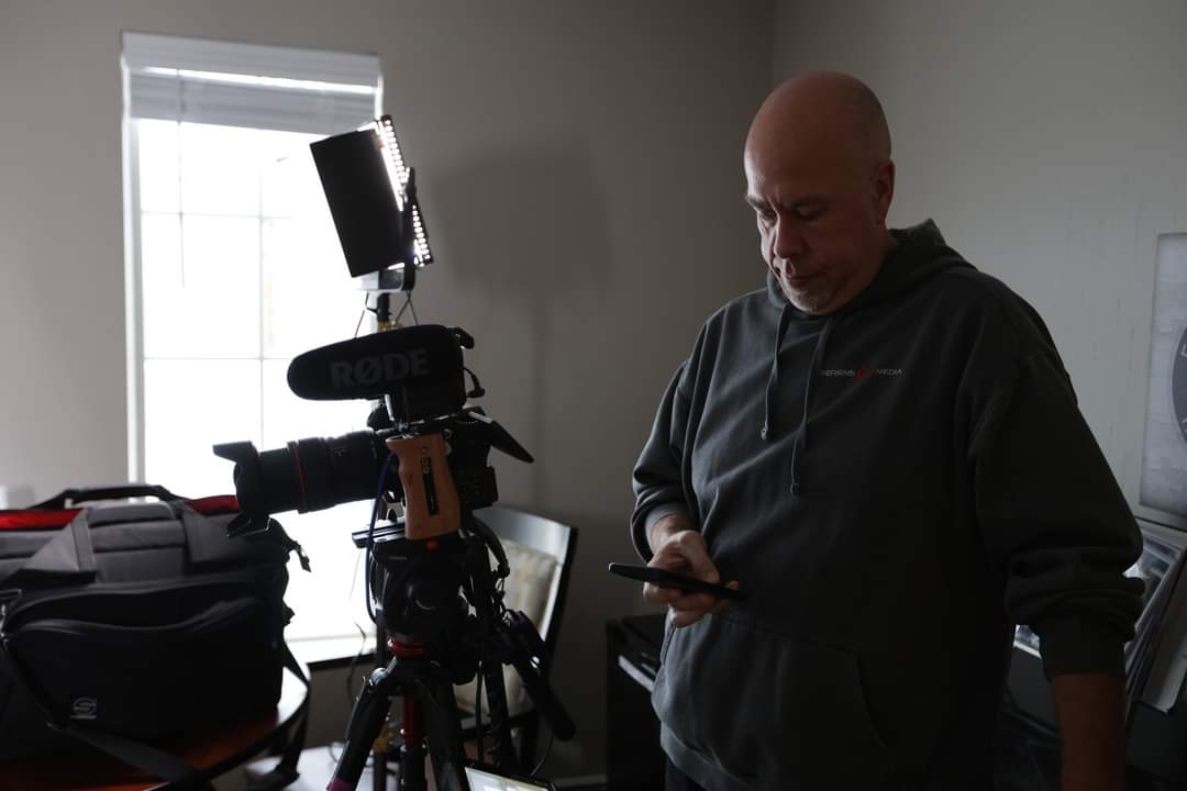 So is Matt actually working today or playing Yahtzee with Buddies while everyone else works?!?!

#allworkandnoplay #contentcreator #businessinfluencer #perkinsmedia