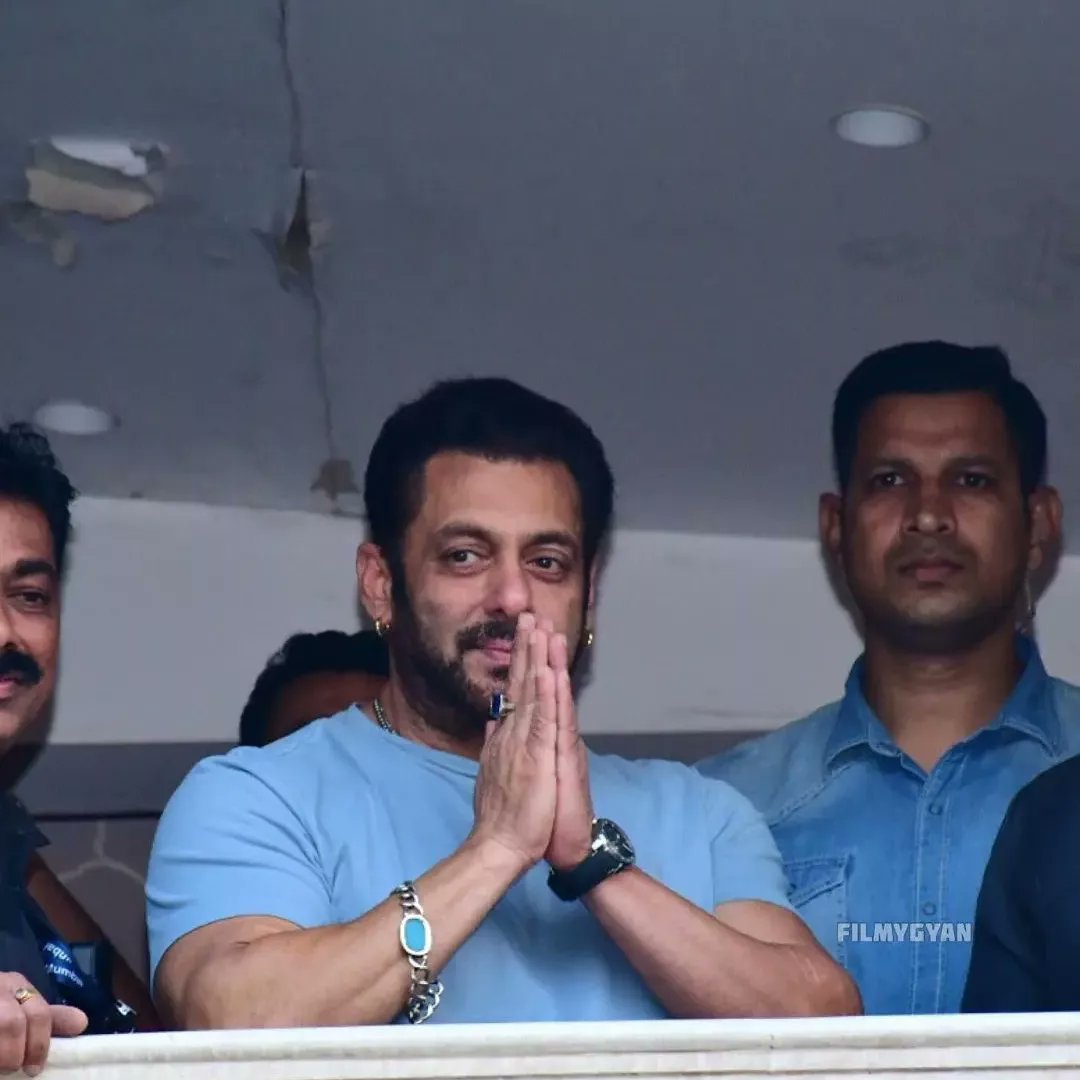 itss__Anjali's tweet photo. Woh sirf star Nahin Duniya Hai Meri
@BeingSalmanKhan>3

#HappyBirthdaySalmanKhan https://t.co/qMAHQ1NT2Y